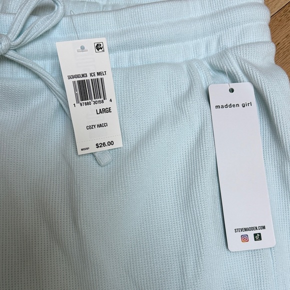 Madden Girl Lounge Pants - Picture 3 of 4